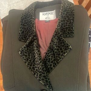 Kasper for A.S.L. Beautiful dark green with animal print trim jacket